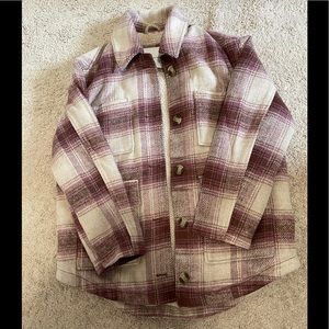 AE OVERSIZED PLAID BUTTON UP JACKET